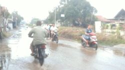 Tanggul Jebol, Jalan Tambi-Tegalurung Desa Tugu Sliyeg, Warga Minta Bupati Segera Bertindak