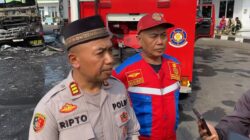 Kapolsek Sukagumiwang Beberkan Kronologi Kebakaran Minibus dan Truk di SPBU Pantura Tulungagung – Cadangpinggan